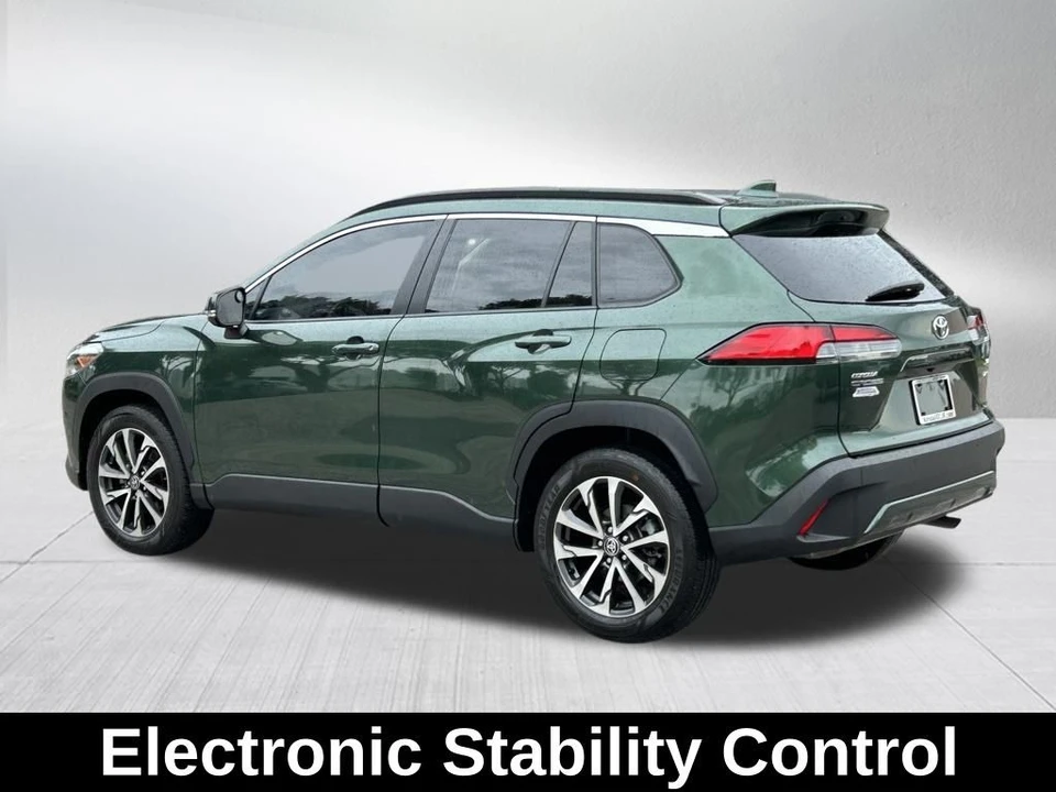 2022 Toyota Corolla Cross - Image 8 of 12