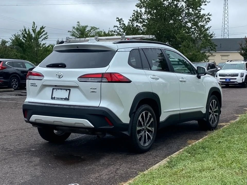 2022 Toyota Corolla Cross - Image 3 of 5