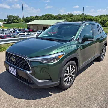 2022 Toyota Corolla Cross XLE AWD