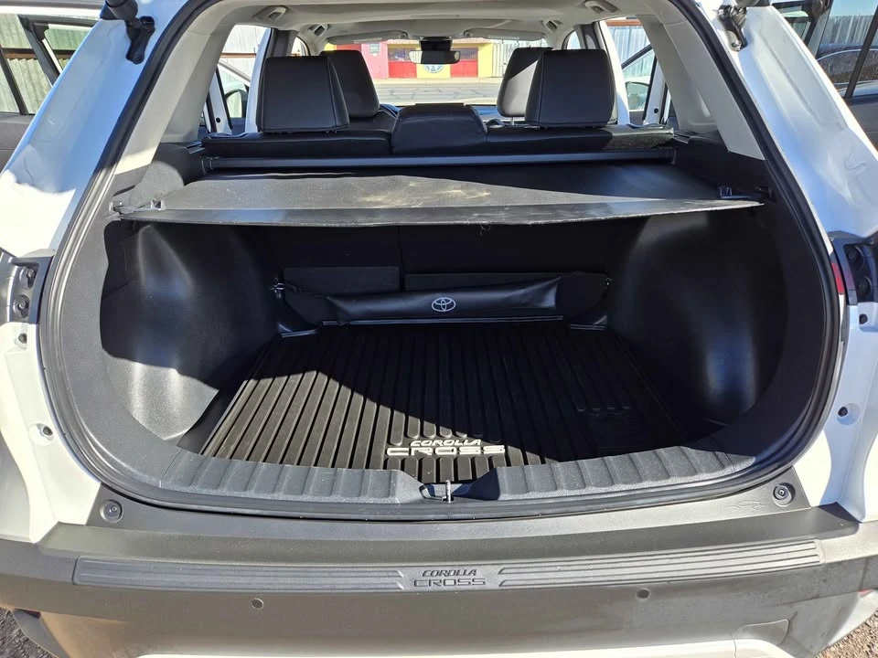 2022 Toyota Corolla Cross - Image 11 of 12