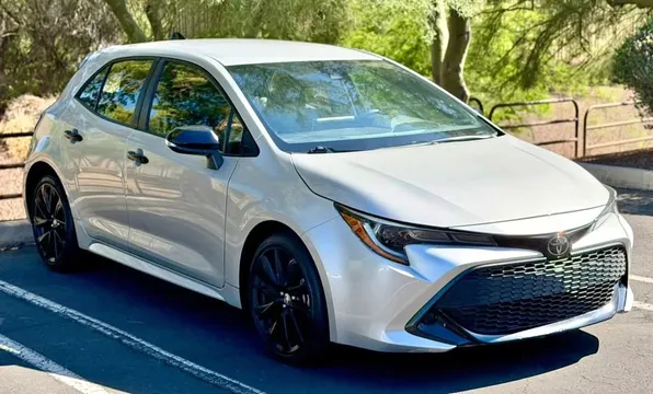 2022 Toyota Corolla Hatchback SE Nightshade