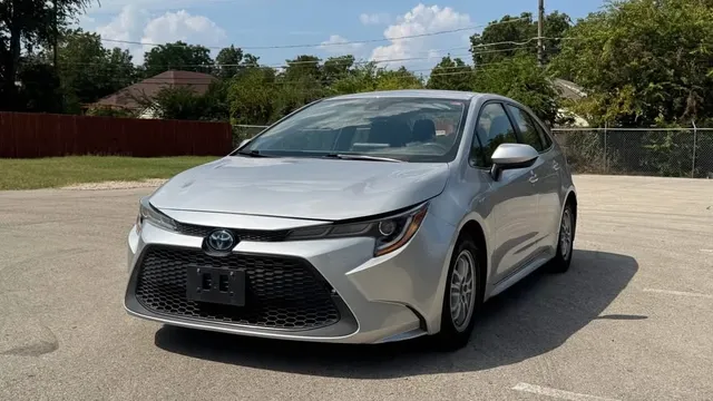 2022 Toyota Corolla 12th Gen - Image 3 of 8