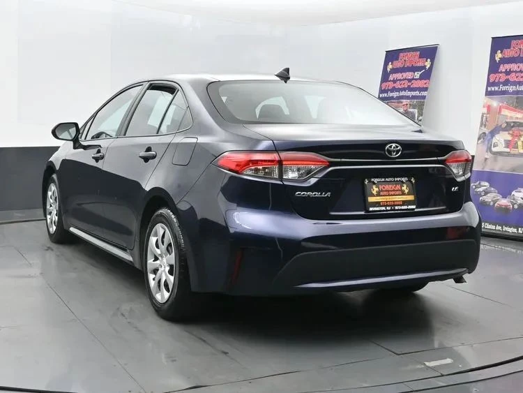 2022 Toyota Corolla 12th Gen - Image 9 of 12