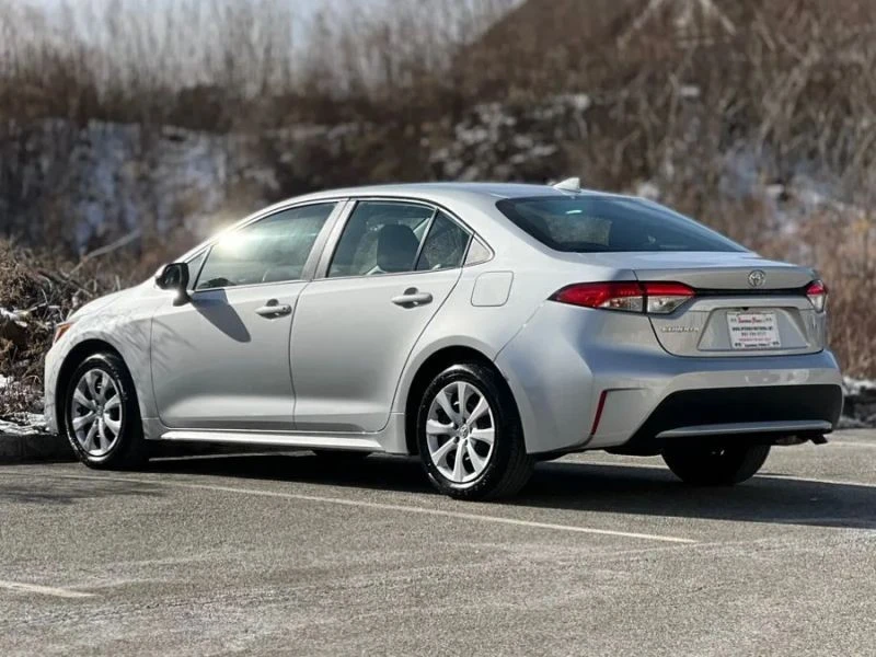 2022 Toyota Corolla 12th Gen - Image 6 of 12