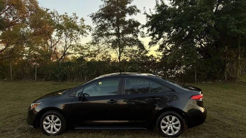 2022 Toyota Corolla 12th Gen - Image 10 of 12