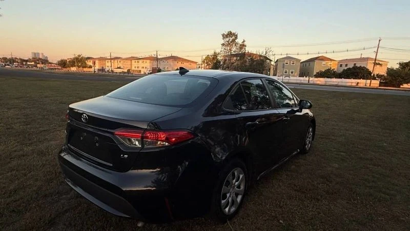 2022 Toyota Corolla 12th Gen - Image 5 of 12