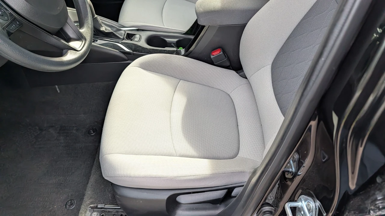 2022 Toyota Corolla 12th Gen - Image 13 of 21
