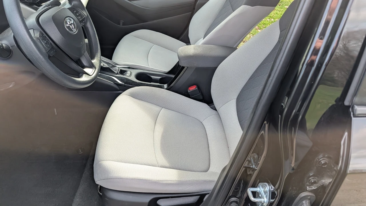 2022 Toyota Corolla 12th Gen - Image 18 of 21
