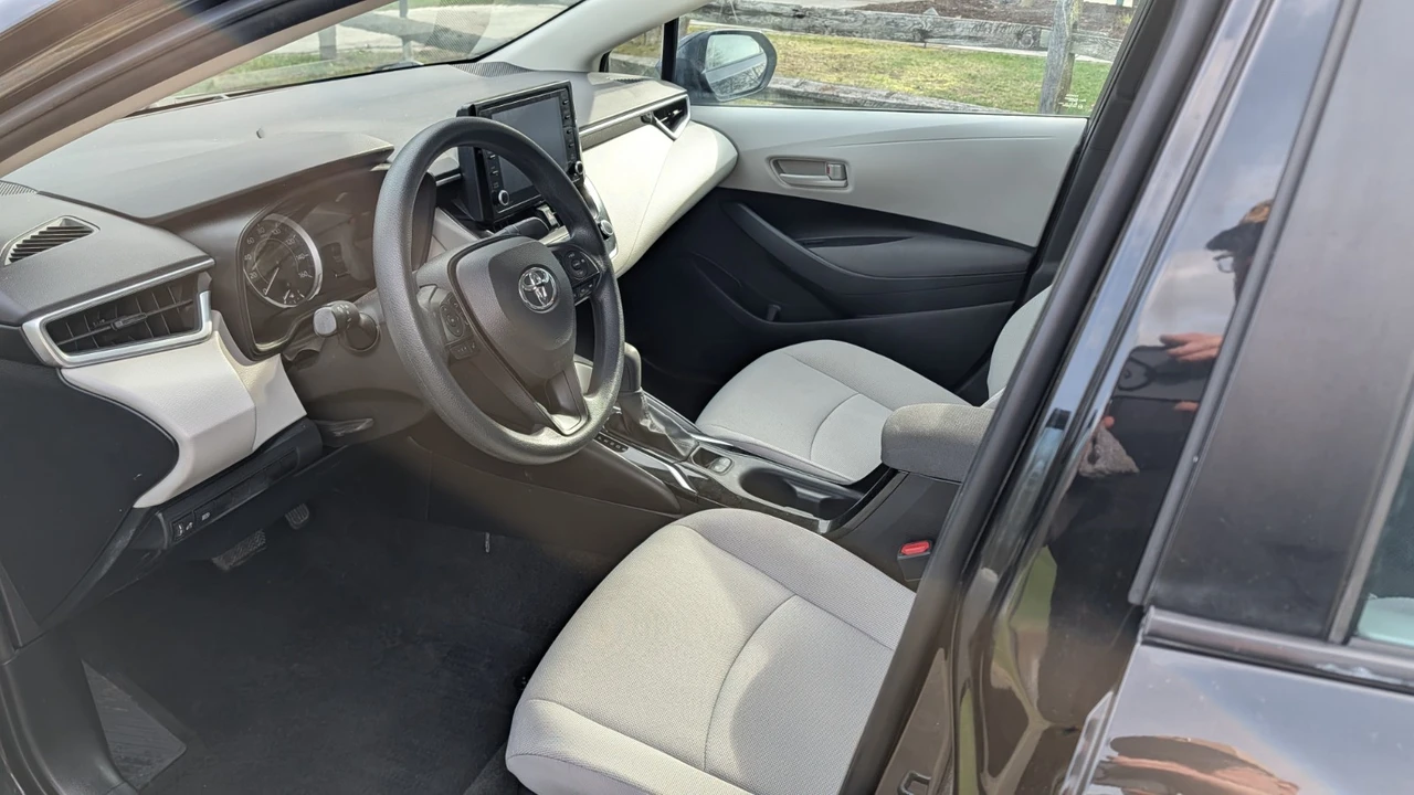 2022 Toyota Corolla 12th Gen - Image 19 of 21