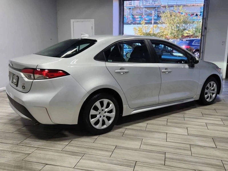 2022 Toyota Corolla 12th Gen - Image 5 of 12