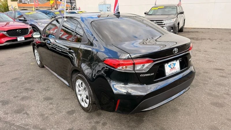 2022 Toyota Corolla 12th Gen - Image 5 of 12