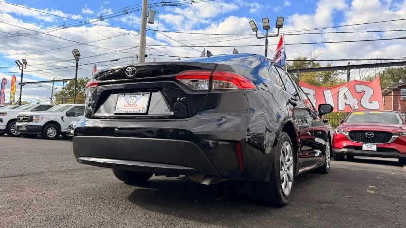 2022 Toyota Corolla 12th Gen - Image 9 of 12