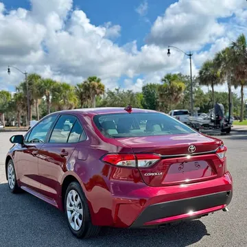 2022 Toyota Corolla LE Sedan 4D