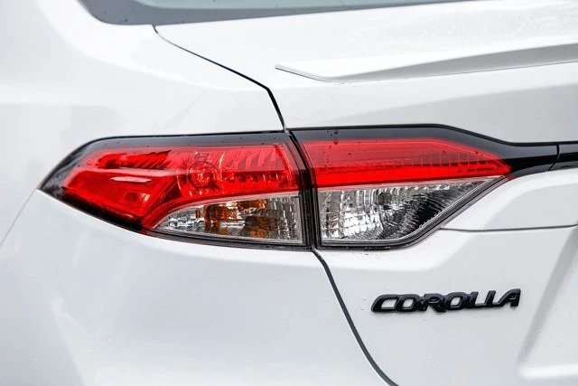 2022 Toyota Corolla 12th Gen - Image 8 of 12
