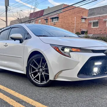 2022 Toyota Corolla Sport LE