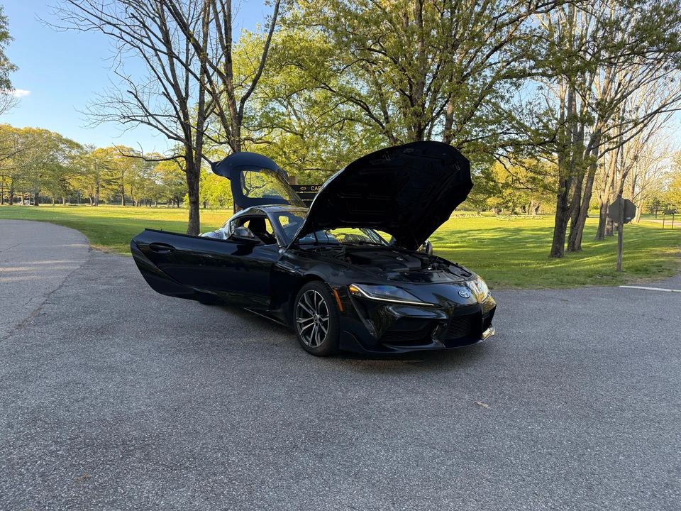 2022 Toyota GR Supra 5th Gen - Image 21 of 31