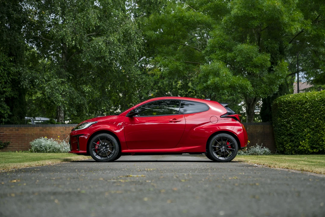 2022 Toyota Yaris - Image 3 of 31