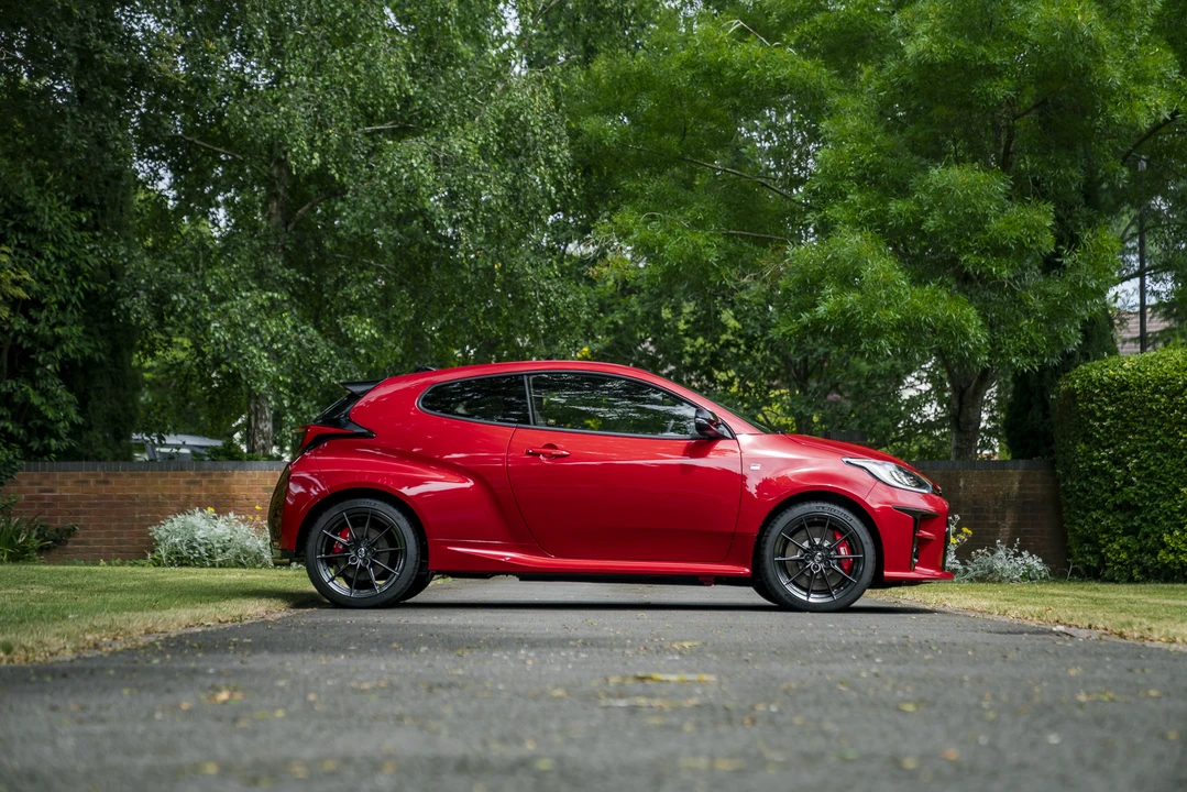 2022 Toyota Yaris - Image 7 of 31