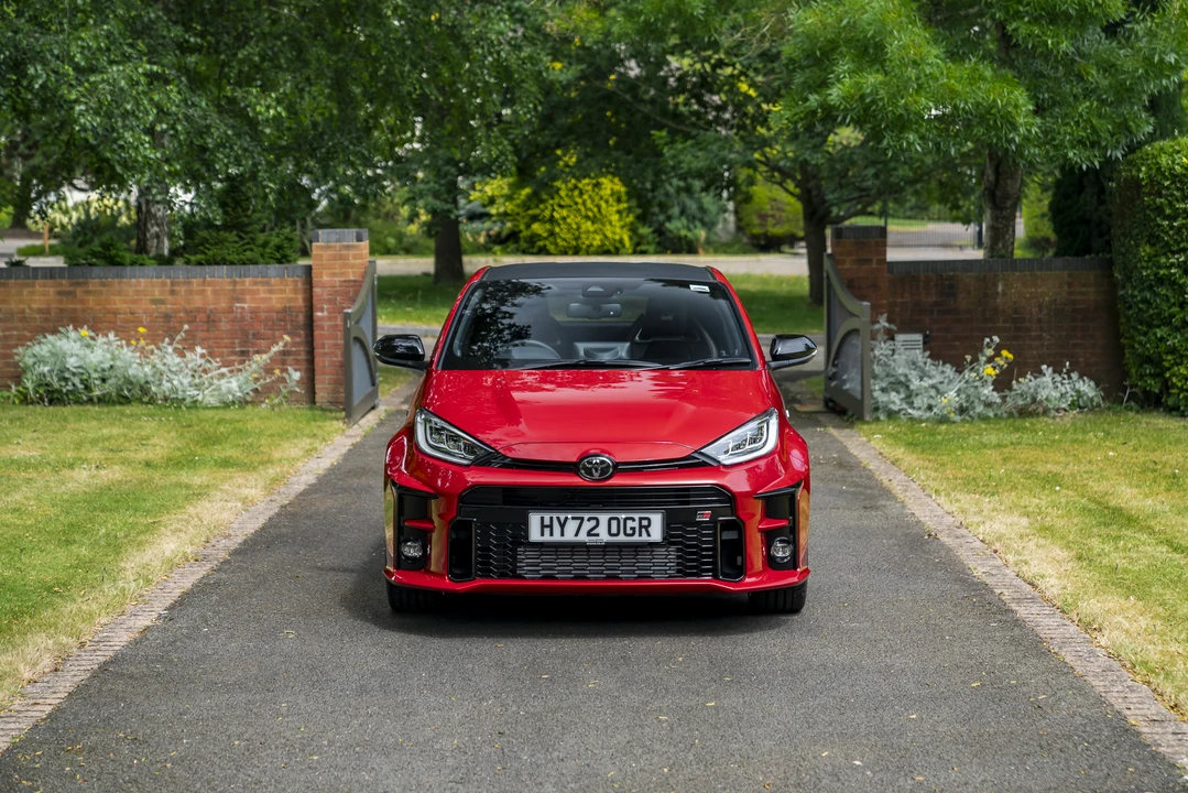 2022 Toyota Yaris - Image 2 of 31