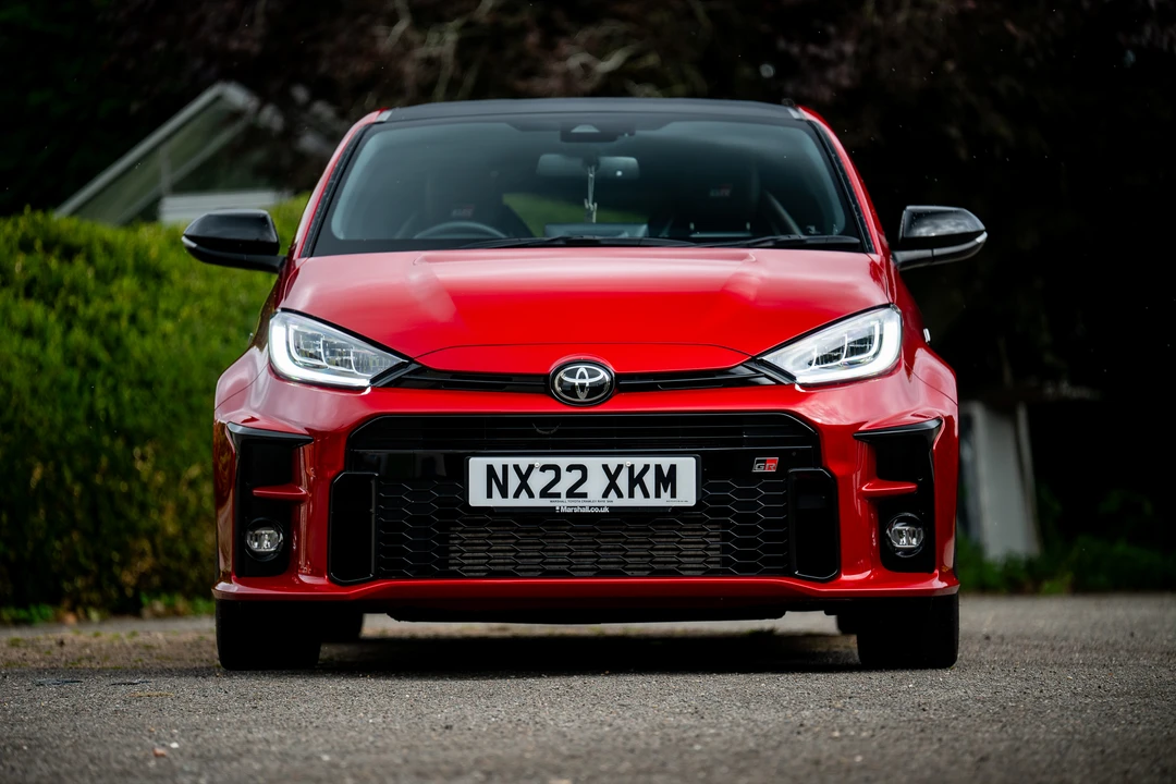 2022 Toyota Yaris - Image 2 of 31
