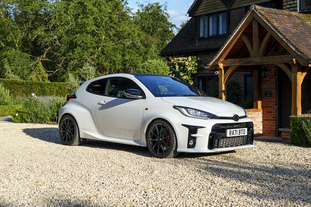 2022 Toyota Yaris - Image 3 of 31