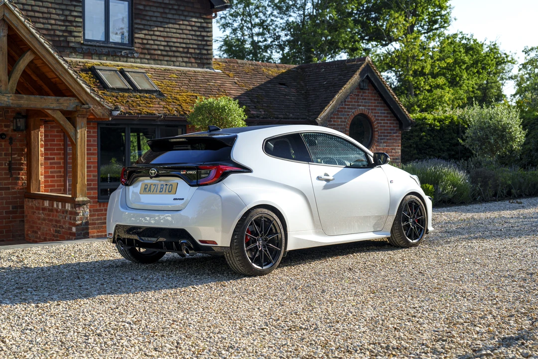 2022 Toyota Yaris - Image 5 of 31