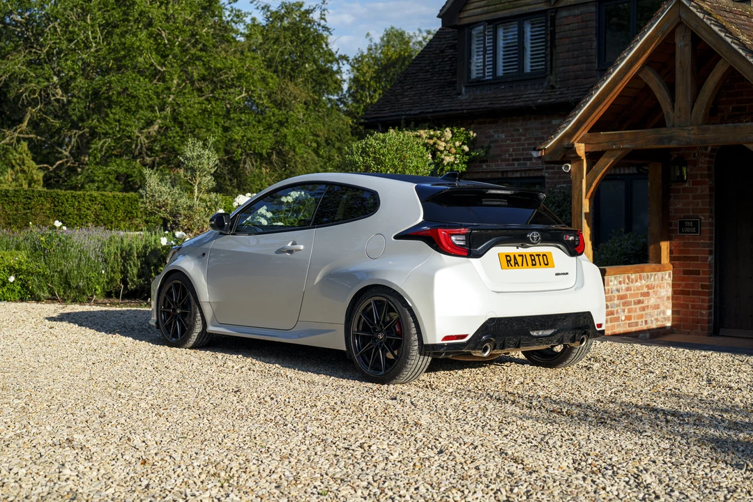 2022 Toyota Yaris - Image 7 of 31