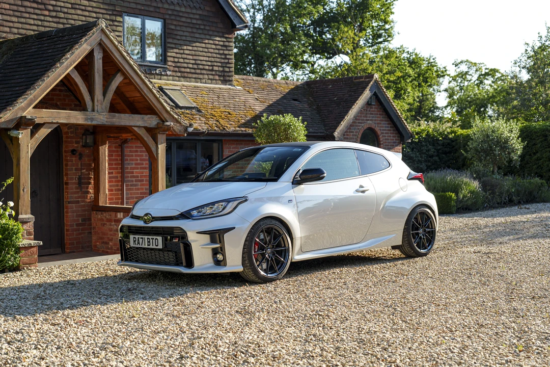 2022 Toyota Yaris - Image 9 of 31