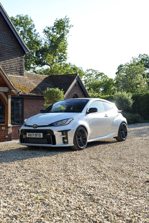2022 Toyota Yaris - Image 18 of 31