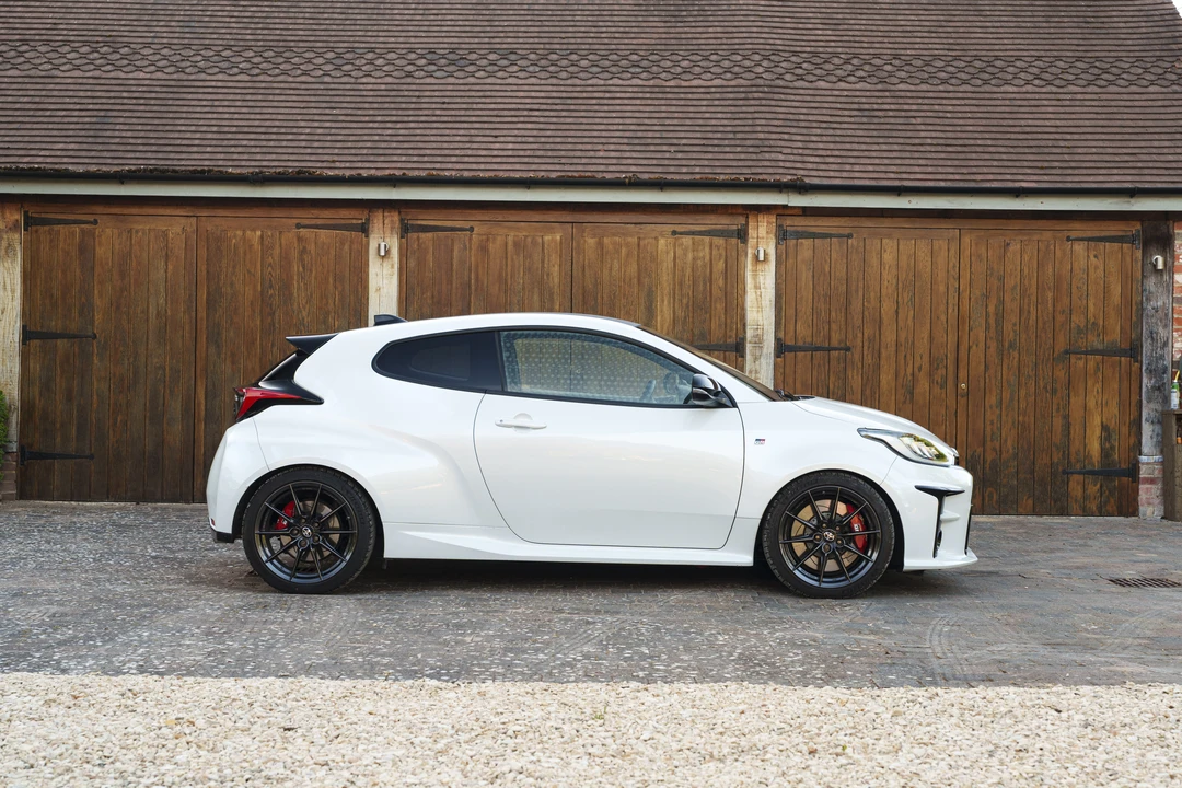 2022 Toyota Yaris - Image 4 of 31