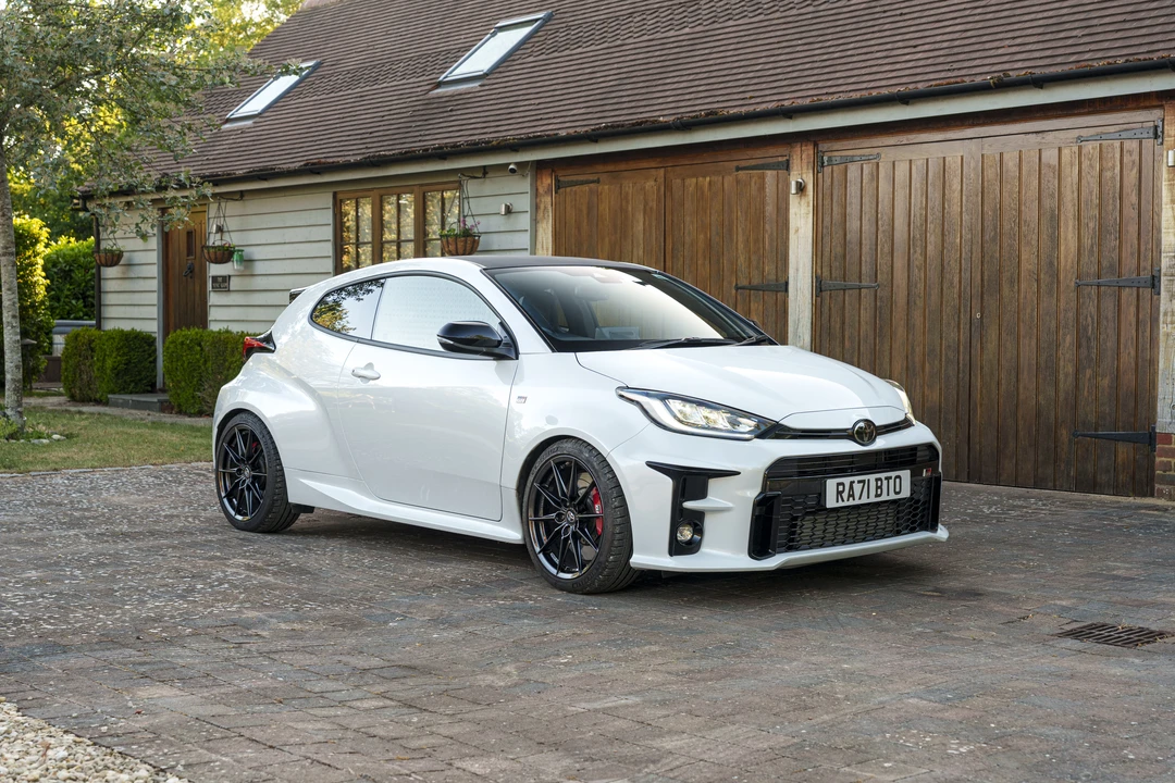 2022 Toyota Yaris - Image 11 of 31