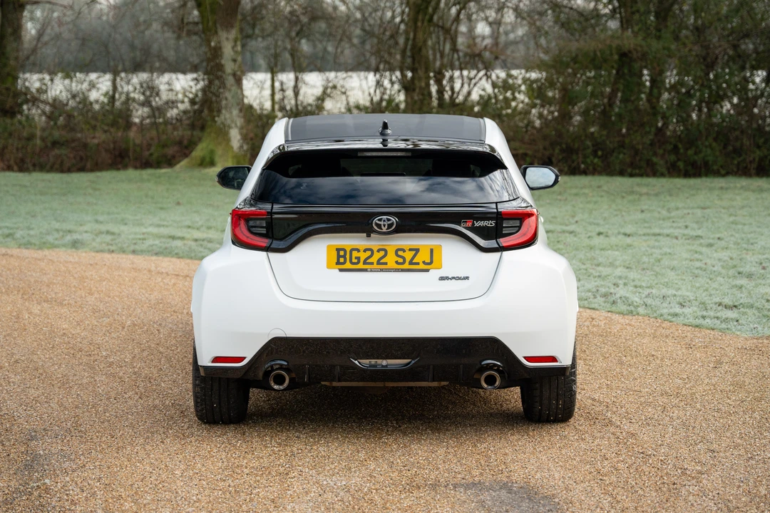 2022 Toyota Yaris - Image 6 of 31