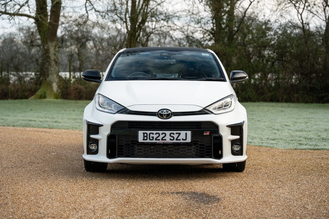 2022 Toyota Yaris - Image 10 of 31