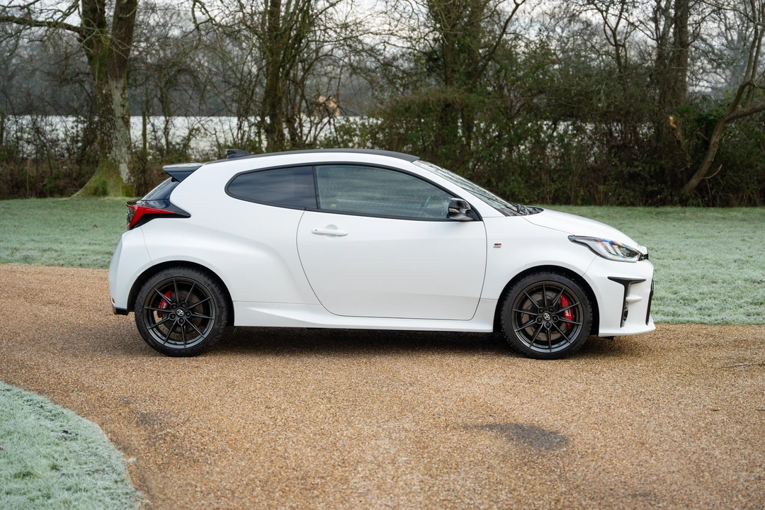 2022 Toyota Yaris - Image 16 of 31