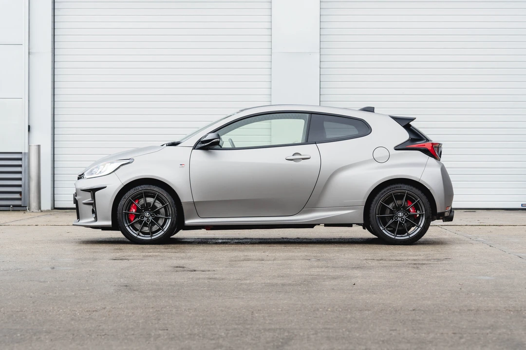 2022 Toyota Yaris - Image 8 of 31