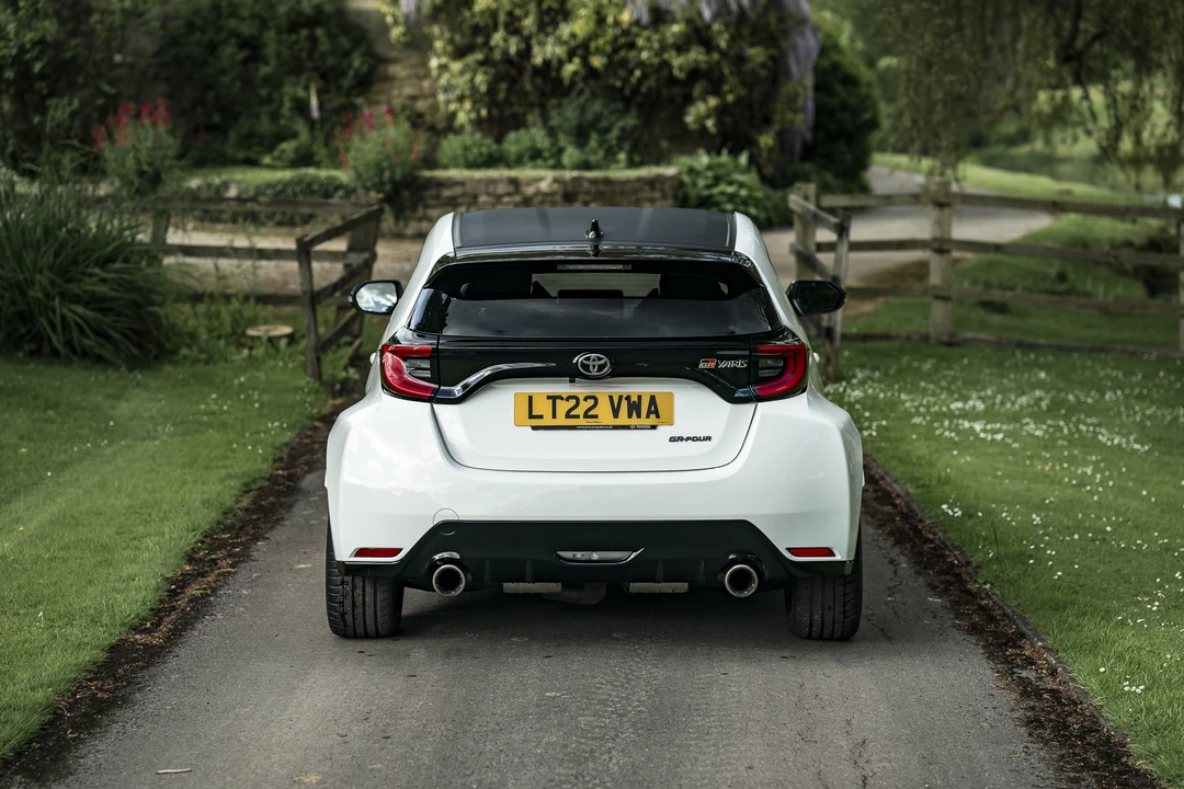 2022 Toyota Yaris - Image 6 of 31