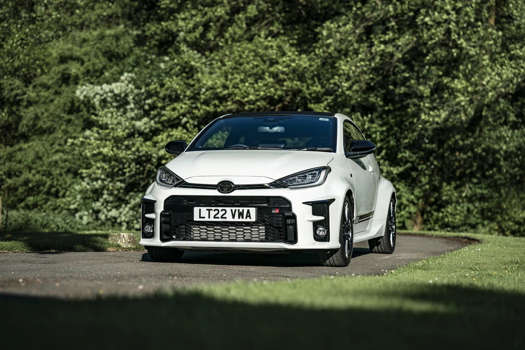 2022 Toyota Yaris - Image 3 of 31