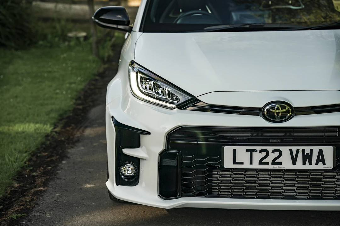 2022 Toyota Yaris - Image 13 of 31