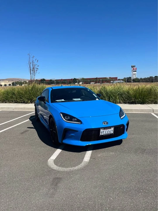 2022 Toyota GR86 2nd Gen - Image 3 of 12