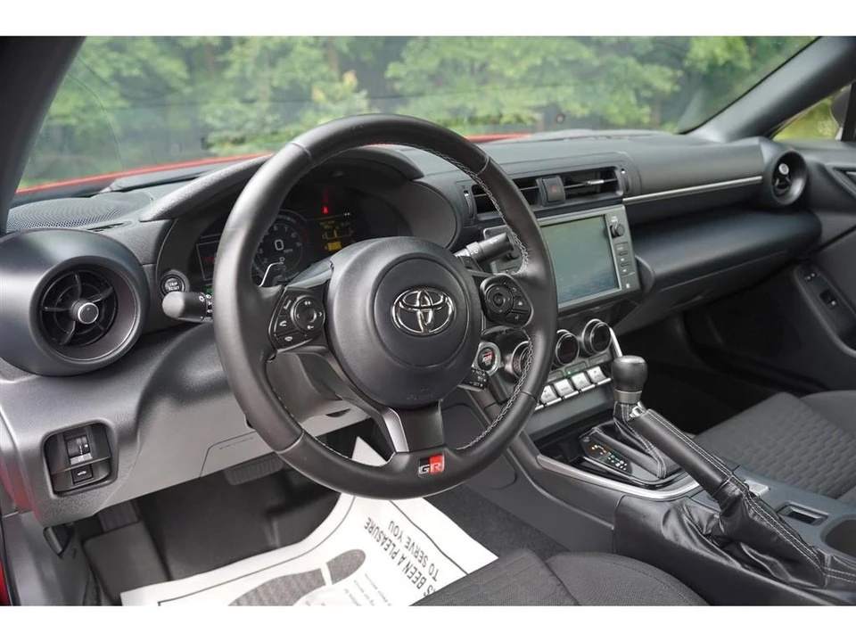 2022 Toyota GR86 2nd Gen - Image 19 of 30