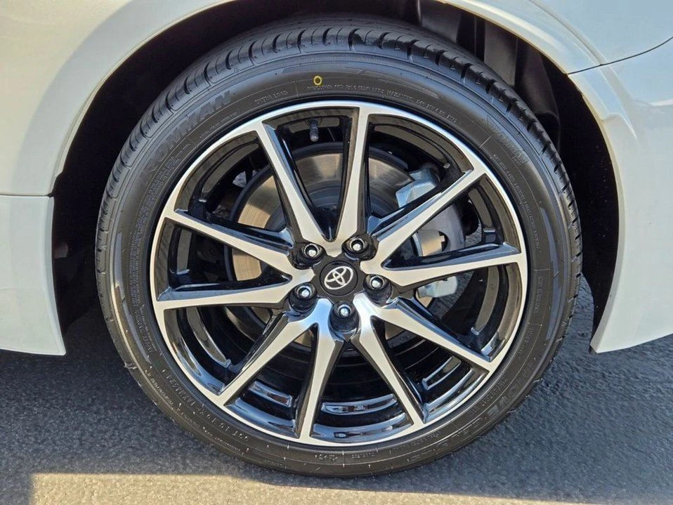 2022 Toyota GR86 2nd Gen - Image 9 of 20