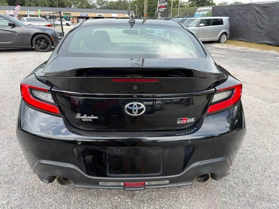 2022 Toyota GR86 2nd Gen - Image 6 of 16
