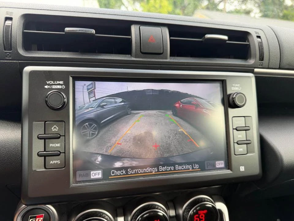 2022 Toyota GR86 2nd Gen - Image 15 of 16