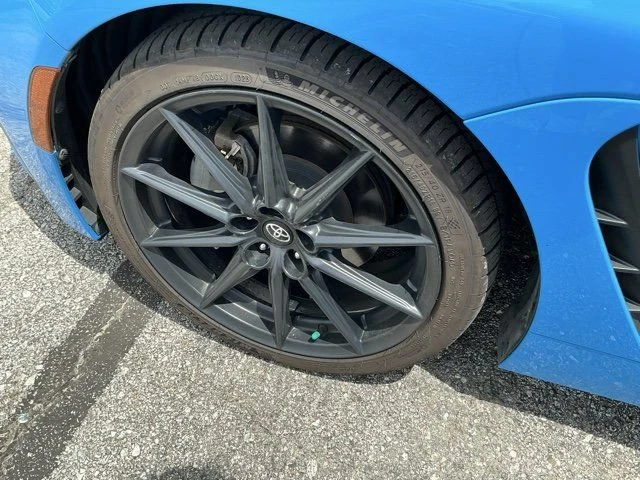 2022 Toyota GR86 2nd Gen - Image 15 of 28
