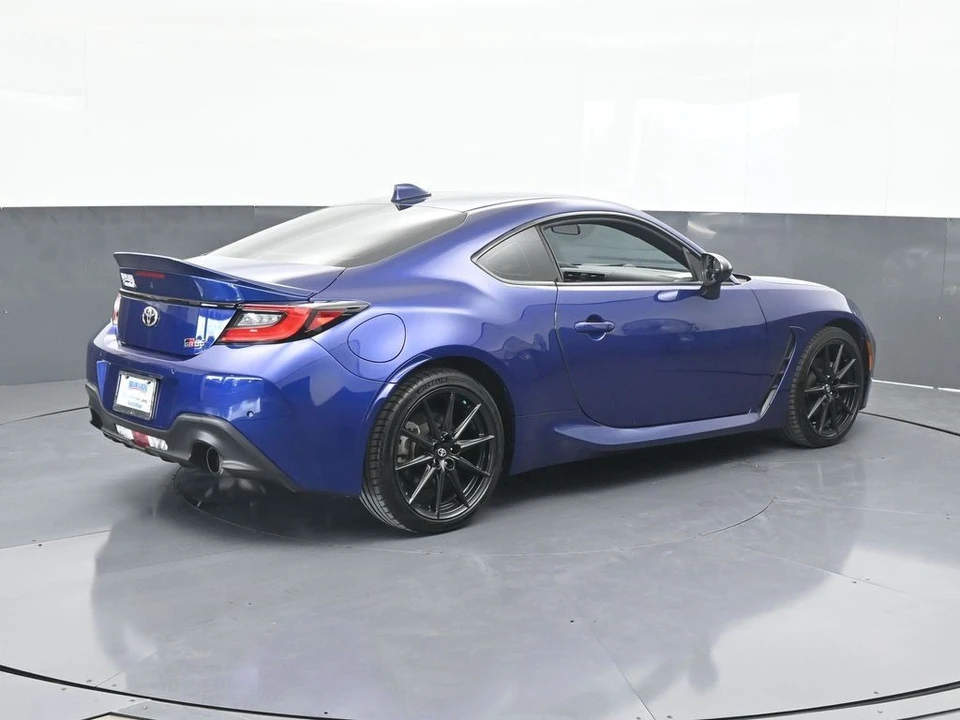 2022 Toyota GR86 2nd Gen - Image 6 of 12