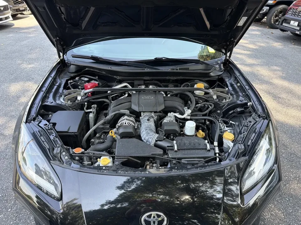 2022 Toyota GR86 2nd Gen - Image 17 of 20