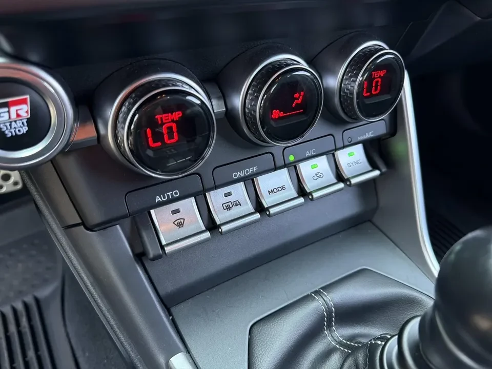2022 Toyota GR86 2nd Gen - Image 15 of 20