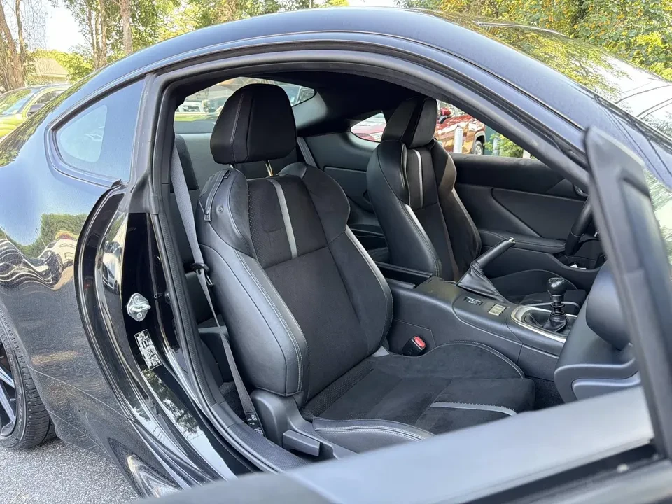 2022 Toyota GR86 2nd Gen - Image 7 of 20