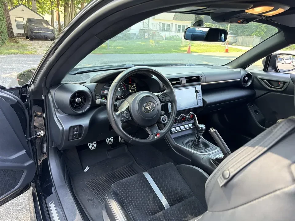2022 Toyota GR86 2nd Gen - Image 11 of 20