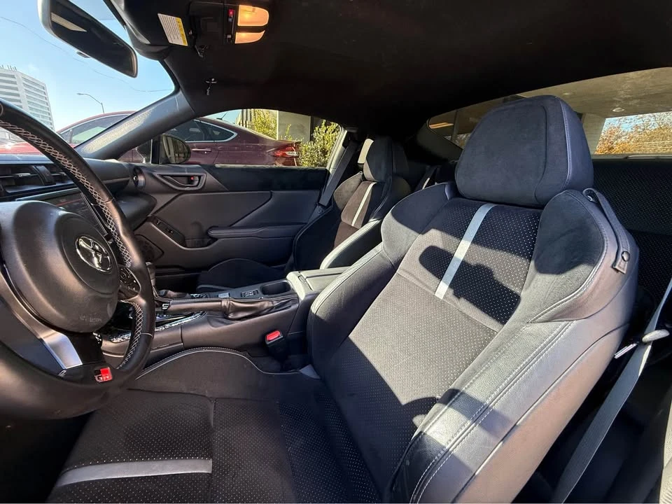 2022 Toyota GR86 2nd Gen - Image 5 of 8